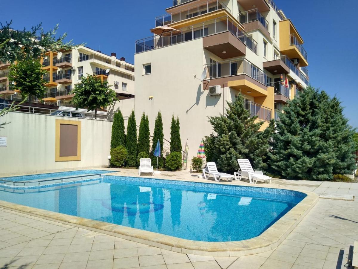Byala-Apartment-Valmira Byala  Exterior foto